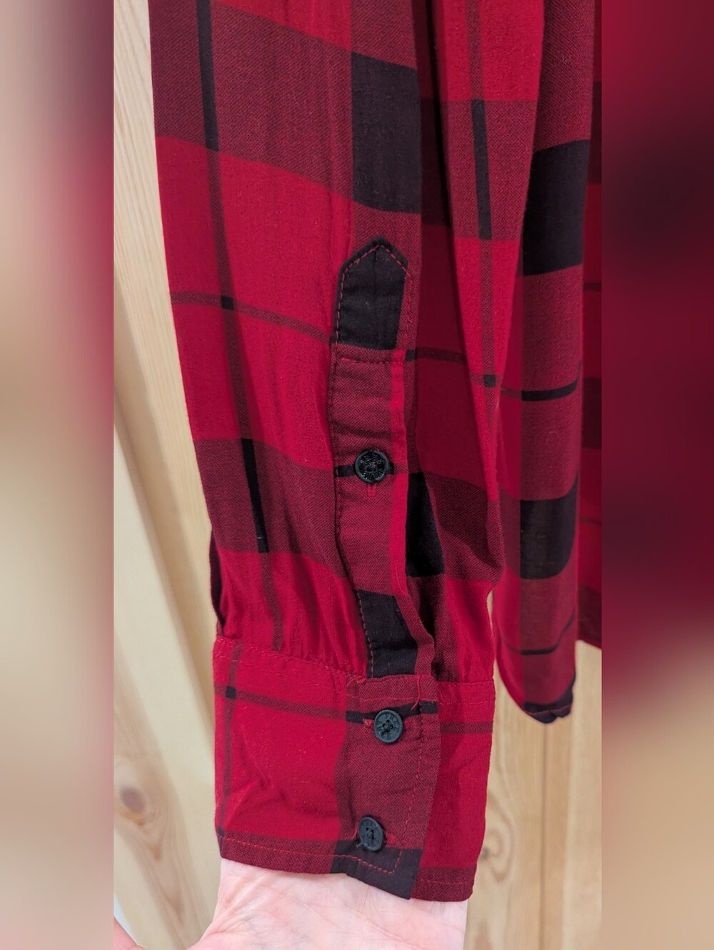 Wilfred Free 100% Rayon Red & Black Plaid Button-Up Shirt - Picture 7 of 9